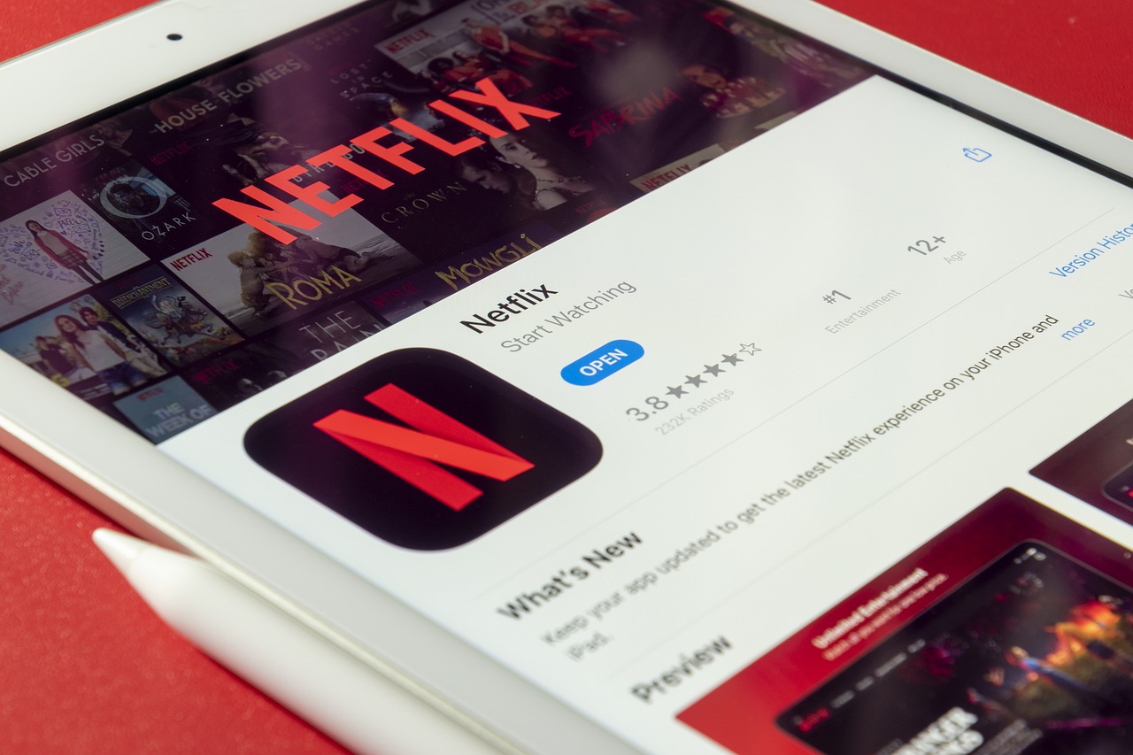 Netflix stock tumbles as subscription growth slumps