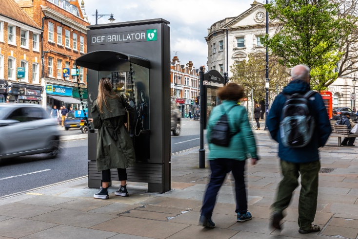 JCDecaux high street defibrillators used more than 500 times